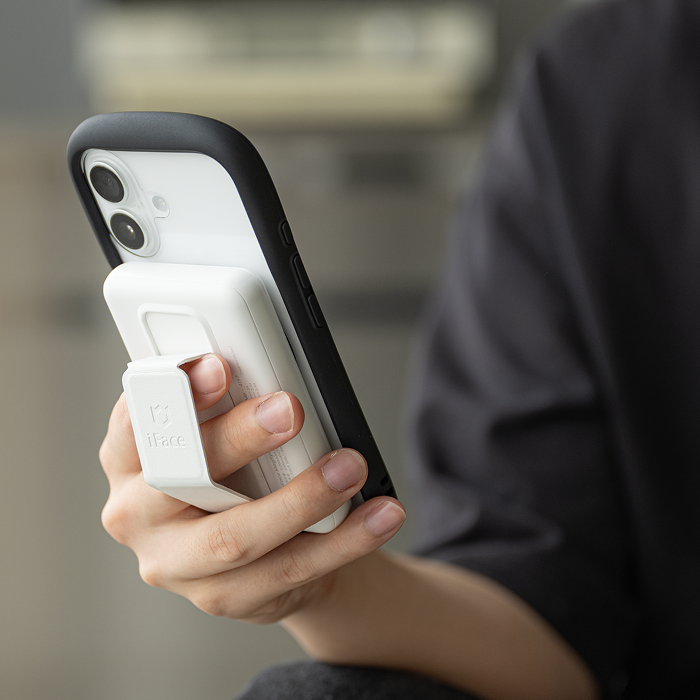 iPhone 17 シリーズの耐衝撃スマホケース・iPhone 17/17 Pro/Air