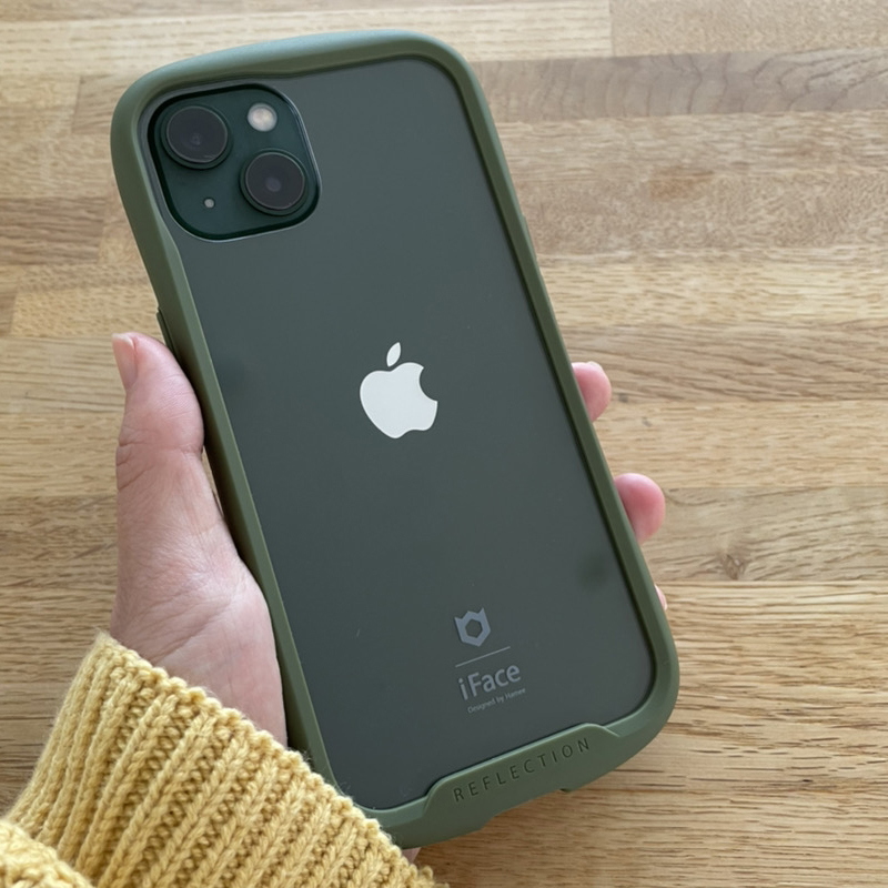 iPhone 13/13 Pro の新色、グリーンに合うスマホケース｜iFace公式